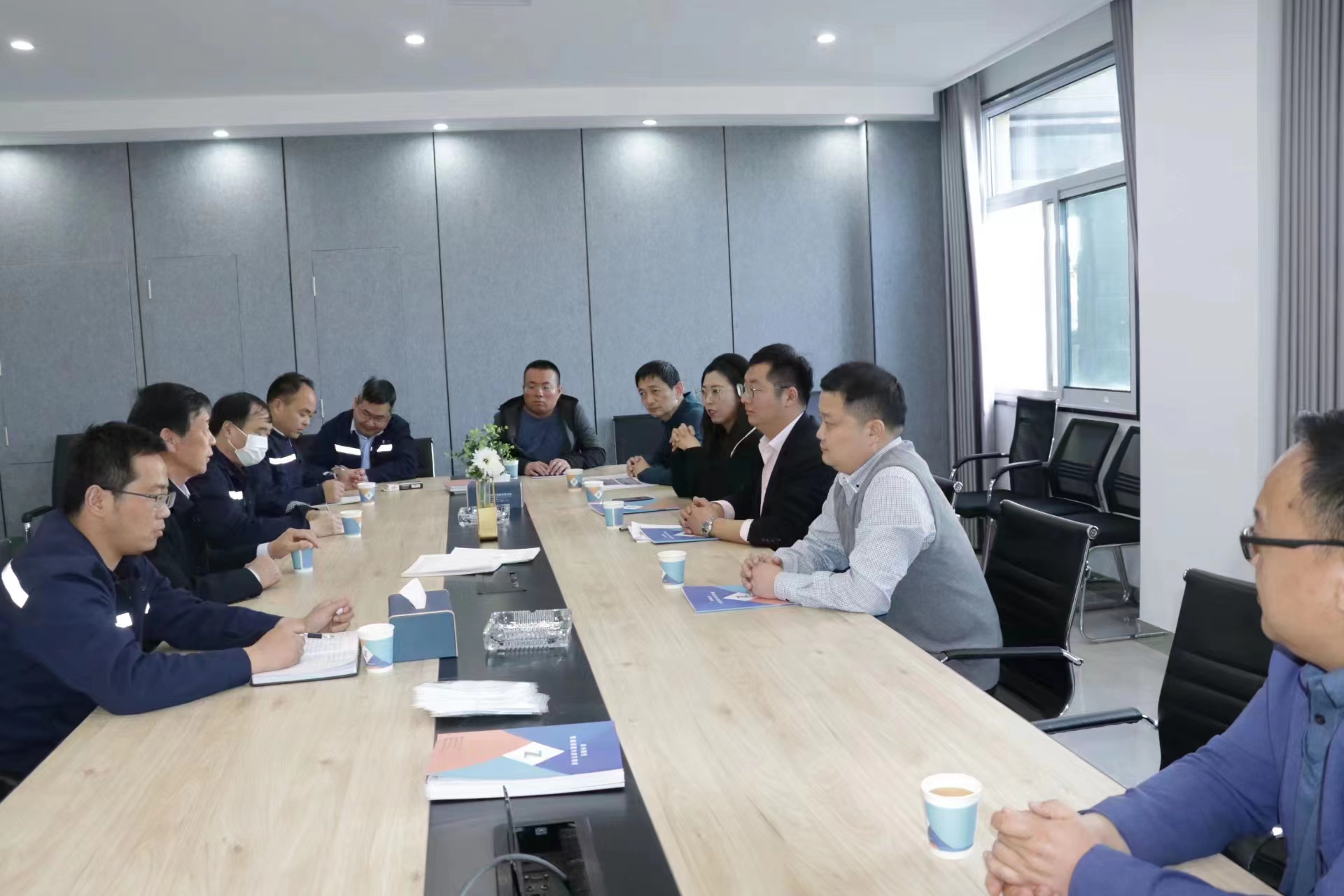 建筑工程学院政校企合作再续新篇章-郑州工业应用技术学院--建筑工程学院